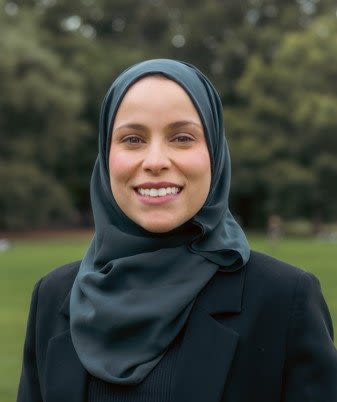 Photo of Dr Alaa Murabit